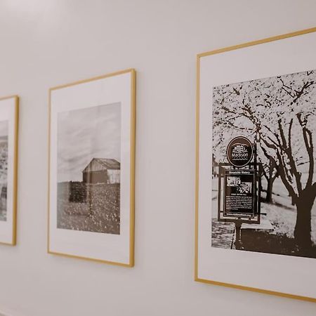 East Main Lofts - Farmhouse 204 マディソン エクステリア 写真